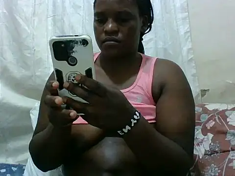 Hot-Perryl online show from May 2026 06:09:01 PM