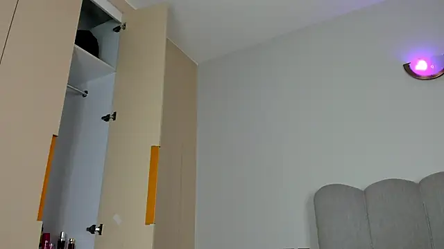 The-Bodyyy online show from June 2026 07:46:01 PM