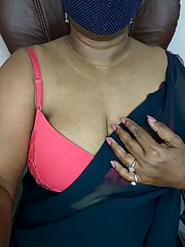 MISS-LOVEV online show from June 2026 01:39:02 PM