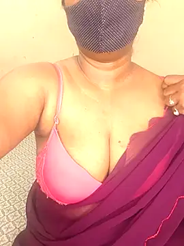 MISS-LOVEV online show from July 2026 05:40:02 AM