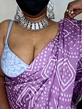MISS-LOVEV online show from May 2026 12:53:01 AM