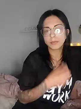 Snapshot of MistressLunaaa chatting on May 2026 05:51:02 PM MistressLunaaa online show from May 2026 05:51:02 PM
