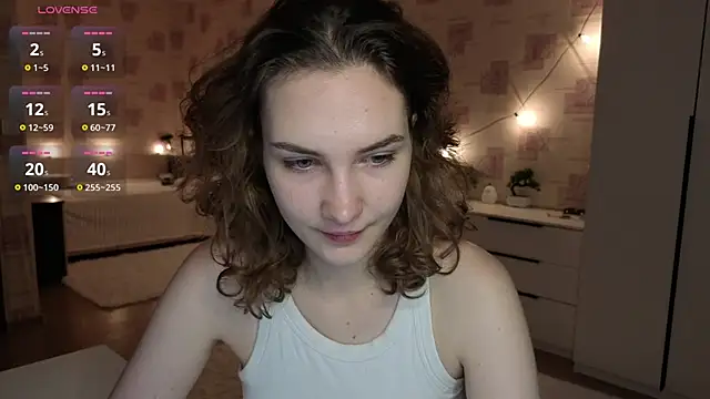 Snapshot of Megan_swiftss chatting on June 2026 07:20:01 PM Megan swiftss online show from June 2026 07:20:01 PM