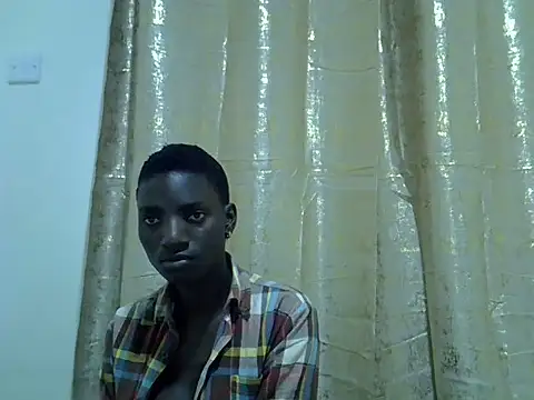 cutiebreey online show from June 2026 12:43:01 AM