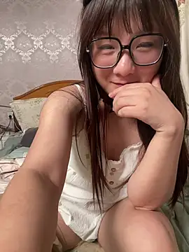 yan63737 online show from May 2026 06:09:01 PM