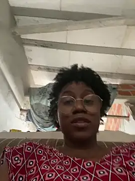 Snapshot of cacauzinhababy chatting on May 2026 06:50:01 PM cacauzinhababy online show from May 2026 06:50:01 PM