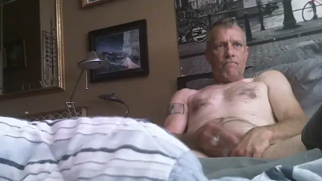 Snapshot of truckdawg2023 chatting on July 2026 05:30:01 PM truckdawg2023 online show from July 2026 05:30:01 PM