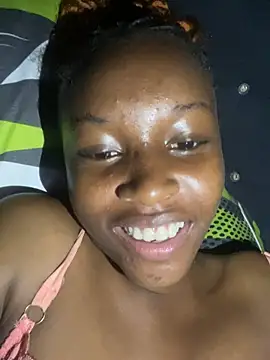 SassyPaulette online show from June 2026 10:53:02 PM