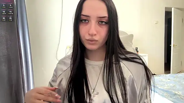 KiraJaydes online show from May 2026 12:58:02 PM