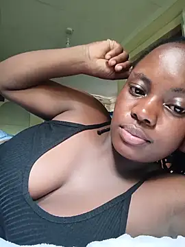 sweetberry95 online show from May 2026 01:42:02 PM