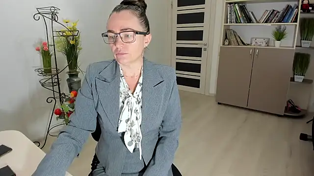 Vika73 online show from December 2025 06:35:02 AM