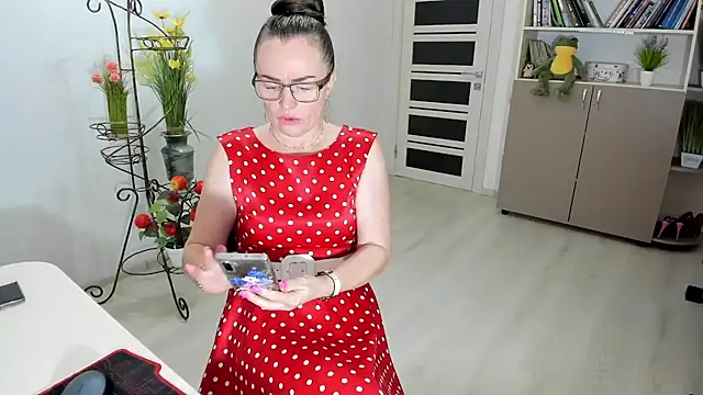 Vika73 online show from December 2025 07:07:02 AM