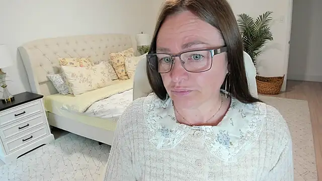 Vika73 online show from May 2026 11:30:02 AM