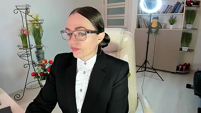 Vika73 online show from January 2026 07:23:01 AM