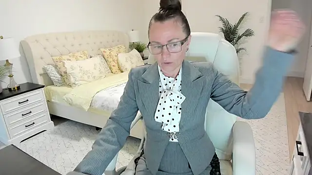 Vika73 online show from May 2026 11:37:02 AM