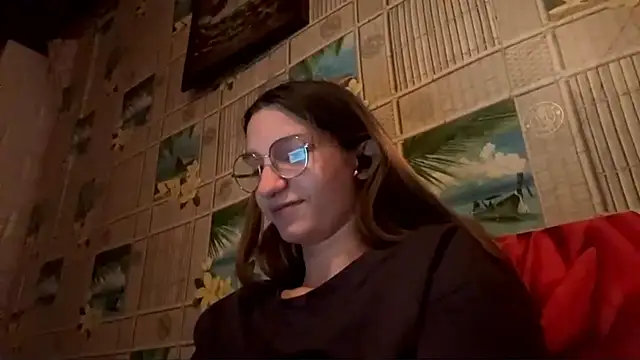Snapshot of SparkleJebb chatting on June 2026 07:48:01 PM SparkleJebb online show from June 2026 07:48:01 PM