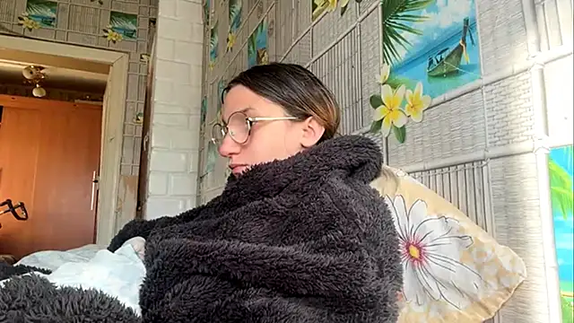 Snapshot of SparkleJebb chatting on May 2026 03:19:02 PM SparkleJebb online show from May 2026 03:19:02 PM