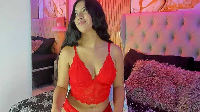 Violetaruizz online show from June 2026 11:11:02 AM