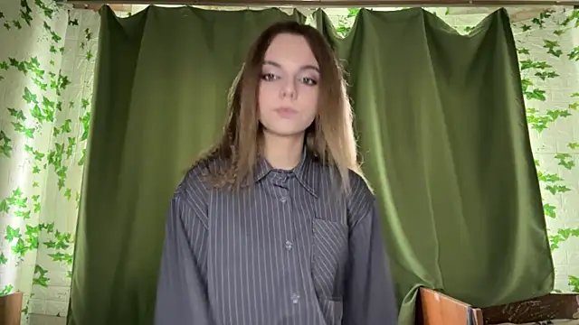 Snapshot of LisaPorse chatting on May 2026 02:12:01 PM LisaPorse online show from May 2026 02:12:01 PM