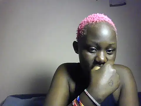 Naughtylynne online show from May 2026 12:10:02 AM