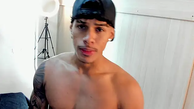 Joao da silva19 online show from June 2026 03:13:01 PM