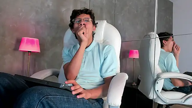 Ethan todd online show from May 2026 03:36:01 AM