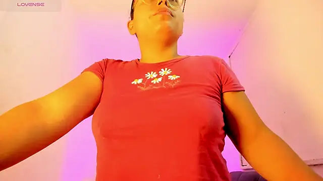 milkqueenboobs online show from June 2026 05:57:02 PM