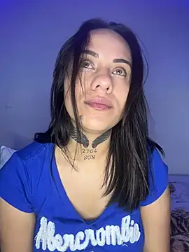 MadisonYoung000 online show from June 2026 02:11:02 AM