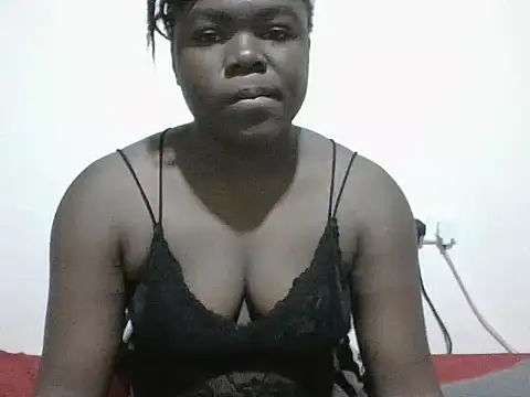 Snapshot of evethegurl chatting on June 2026 10:04:01 PM evethegurl online show from June 2026 10:04:01 PM