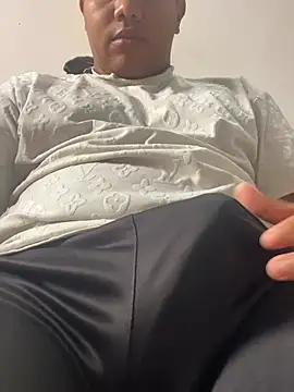 MorenoHot90 online show from May 2026 02:05:02 PM