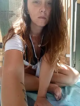 Snapshot of MissDiavoletta chatting on June 2026 10:48:01 AM MissDiavoletta online show from June 2026 10:48:01 AM