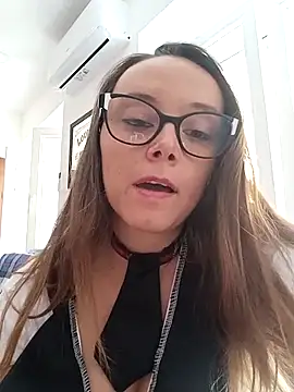 MissDiavoletta online show from May 2026 10:37:02 AM