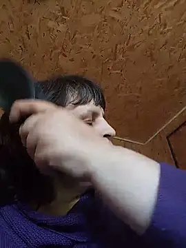 LisichkaOksana online show from May 2026 01:40:02 PM