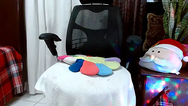 Snapshot of jenny_milf69 chatting on November 2025 01:43:02 AM jenny milf69 online show from November 2025 01:43:02 AM