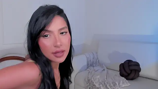 Snapshot of Anny_Honeey chatting on May 2026 02:01:01 PM Anny Honeey online show from May 2026 02:01:01 PM