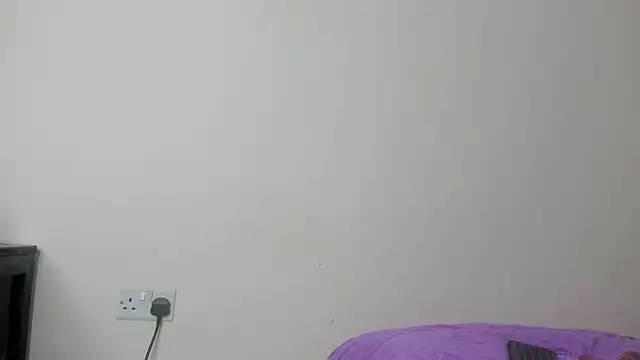 Real Slim Thick online show from May 2026 07:32:02 PM
