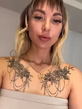 TeaseBabeXXX online show from June 2026 10:27:01 PM