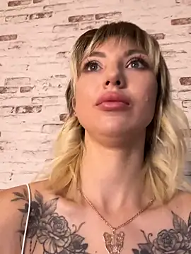 TeaseBabeXXX online show from June 2026 10:26:01 PM