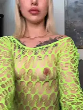 Snapshot of TeaseBabeXXX chatting on May 2026 10:42:02 PM TeaseBabeXXX online show from May 2026 10:42:02 PM