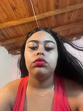 Snapshot of MiaLane3 chatting on July 2026 11:39:02 AM MiaLane3 online show from July 2026 11:39:02 AM