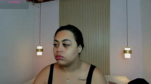 Snapshot of MiaLane3 chatting on June 2026 11:05:01 AM MiaLane3 online show from June 2026 11:05:01 AM
