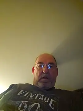 shyguytm online show from June 2026 09:54:01 AM