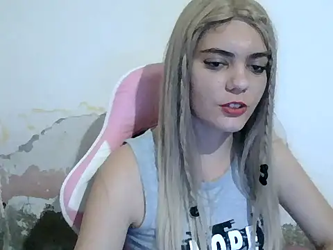Snapshot of Angel_Ristoww chatting on May 2026 09:02:02 PM Angel Ristoww online show from May 2026 09:02:02 PM