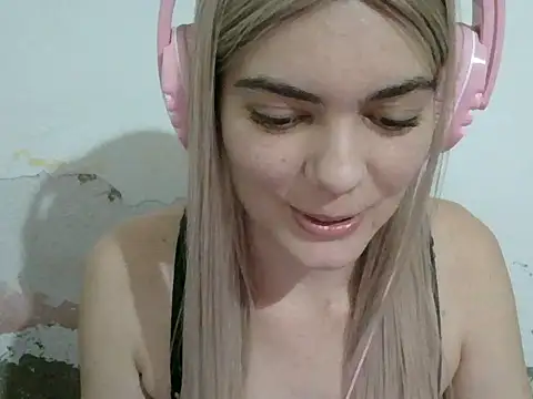 Snapshot of Angel_Ristoww chatting on May 2026 02:29:02 AM Angel Ristoww online show from May 2026 02:29:02 AM