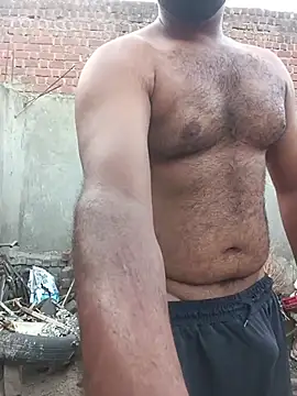 Snapshot of RAHULHardCoreR chatting on May 2026 01:05:01 AM RAHULHardCoreR online show from May 2026 01:05:01 AM