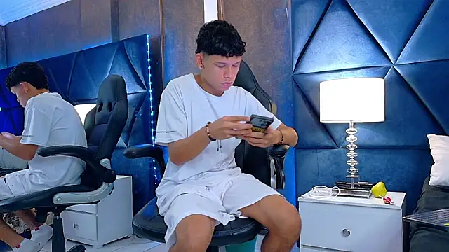ThiagoFerrer  online show from June 2026 06:51:02 AM