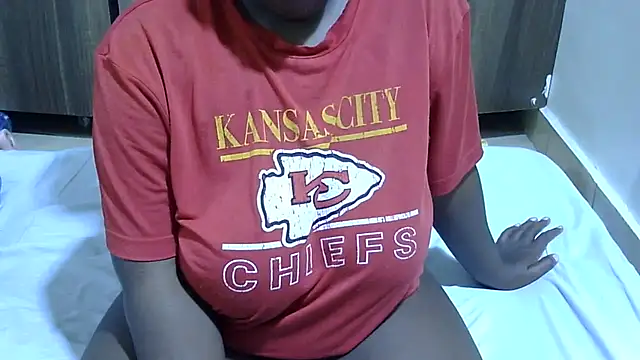Snapshot of RawHoneyXo- chatting on June 2026 03:34:02 AM RawHoneyXo- online show from June 2026 03:34:02 AM