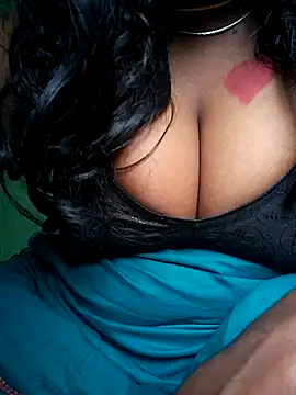 Snapshot of Tamil-ammukutty18 chatting on July 2026 07:26:02 AM Tamil-ammukutty18 online show from July 2026 07:26:02 AM