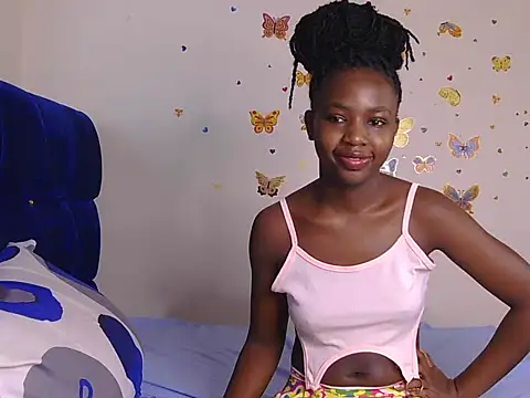 Snapshot of PinkCoochie02 chatting on June 2026 04:01:02 AM PinkCoochie02 online show from June 2026 04:01:02 AM