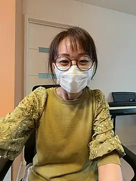 Kaede 00112 online show from June 2026 11:37:01 PM